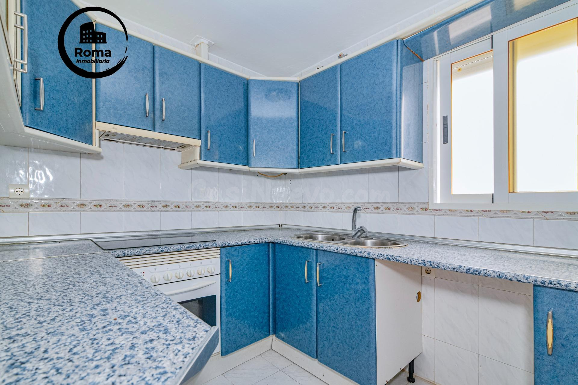 PISO DE 3 habitaciones Y COCHERA EN LA ZUBIA - foto 3