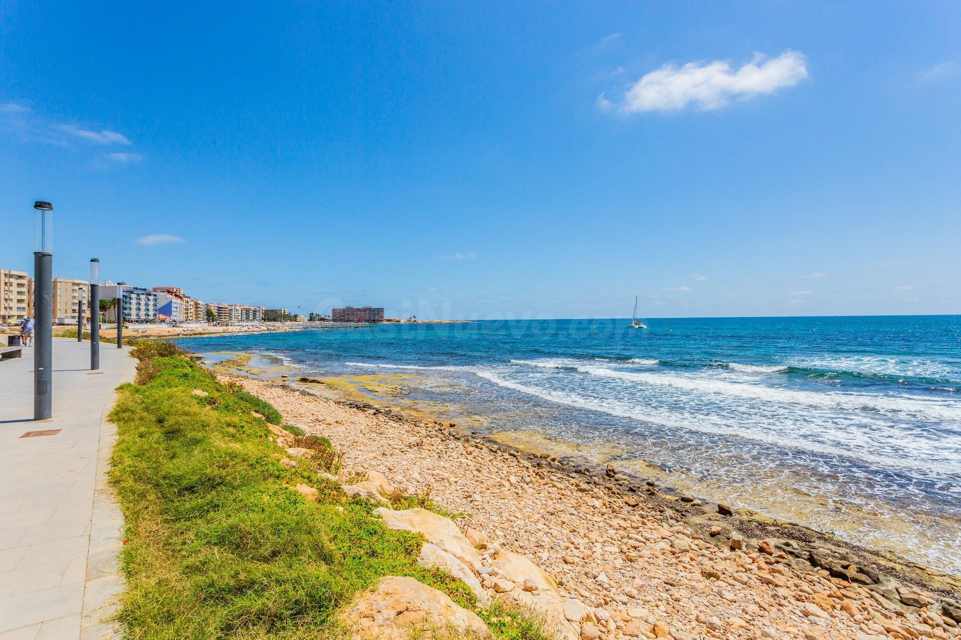 Ático de dos dormitorios con garaje y vistas al mar - foto 28