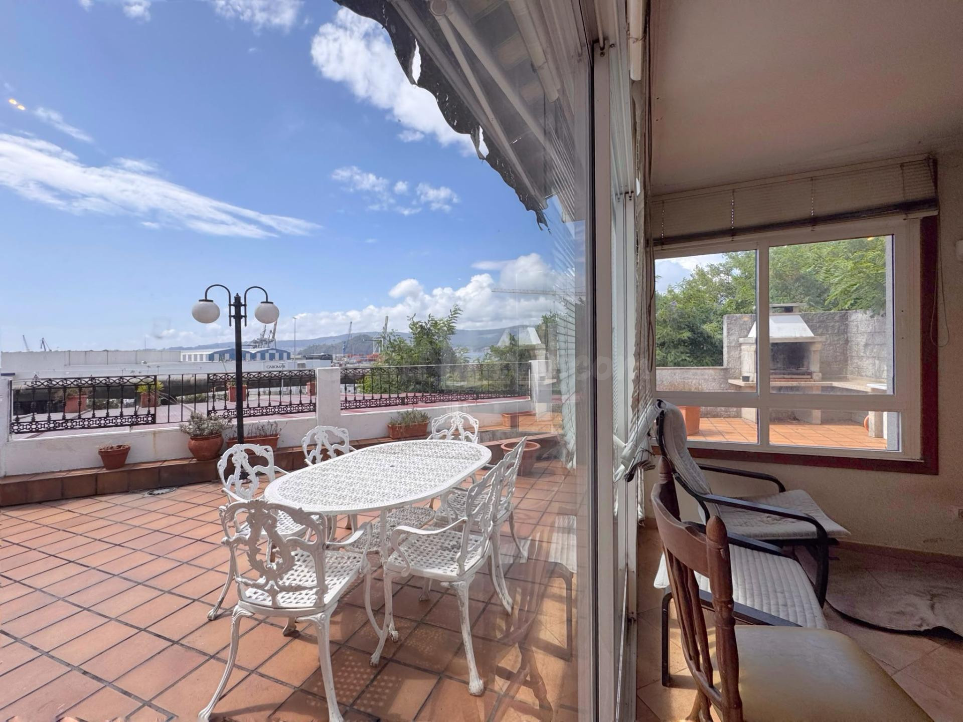 CASA CON VISTAS AL MAR ENTRE MARÍN Y PONTEVEDRA - foto 2