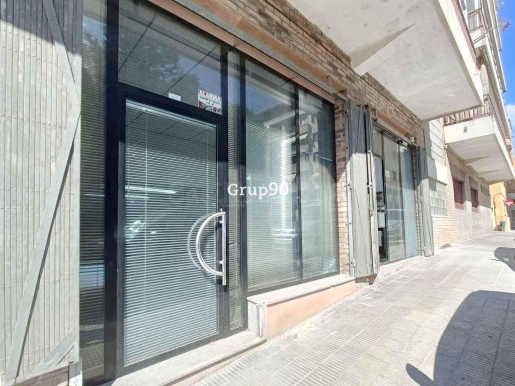 Local comercial a pie de calle de 240m2 en Zona Instituts - foto 15