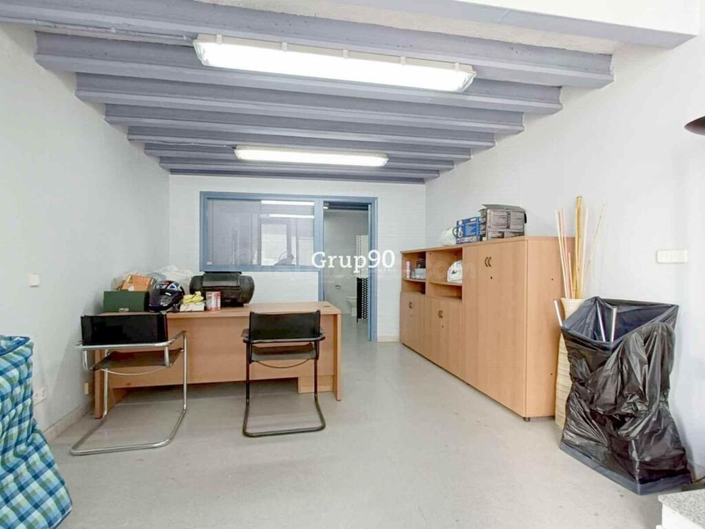 Local comercial a pie de calle de 240m2 en Zona Instituts - foto 19