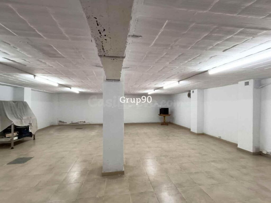 Local comercial a pie de calle de 240m2 en Zona Instituts - foto 3