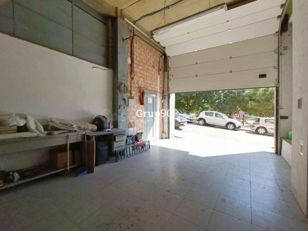 Local comercial a pie de calle de 240m2 en Zona Instituts - foto 26