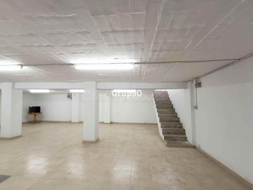 Local comercial a pie de calle de 240m2 en Zona Instituts - foto 31