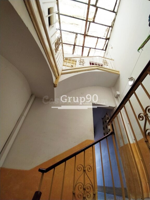 ATENCIÓN INVERSORES!! EDIFICIO EN EL  EIX COMERCIAL - foto 17