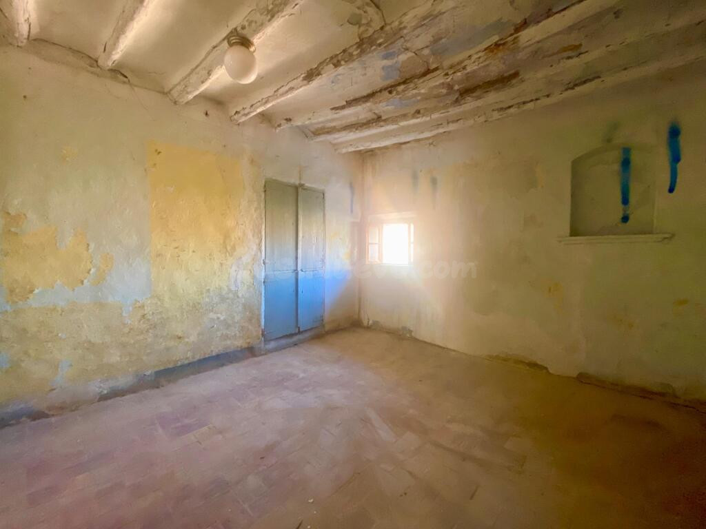 Casa con patio, piso y desván en Sarroca de Lleida - foto 15
