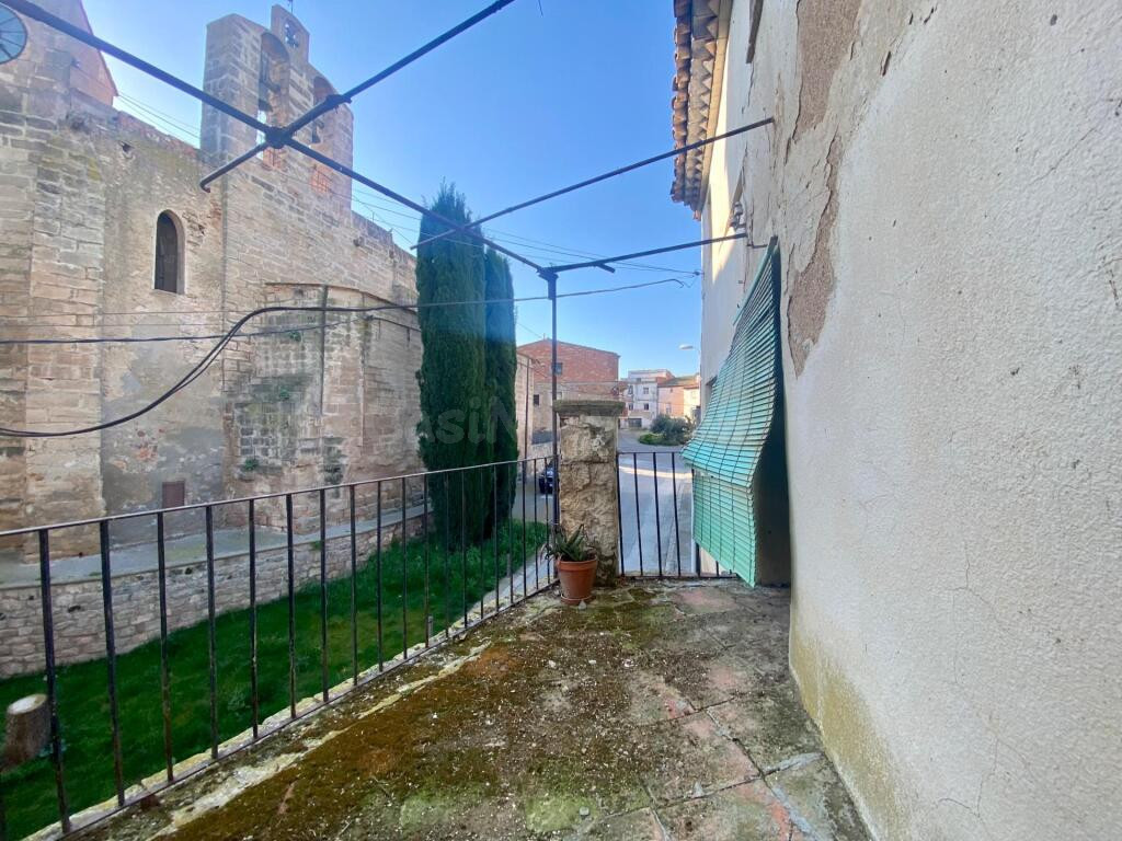 Casa con patio, piso y desván en Sarroca de Lleida - foto 23