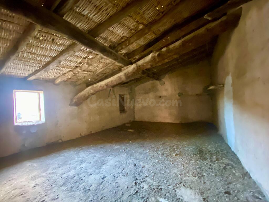 Casa con patio, piso y desván en Sarroca de Lleida - foto 27