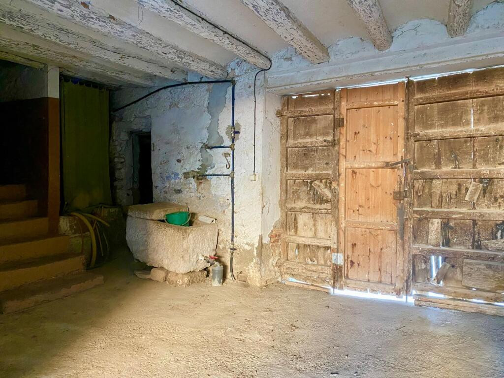 Casa con patio, piso y desván en Sarroca de Lleida - foto 8