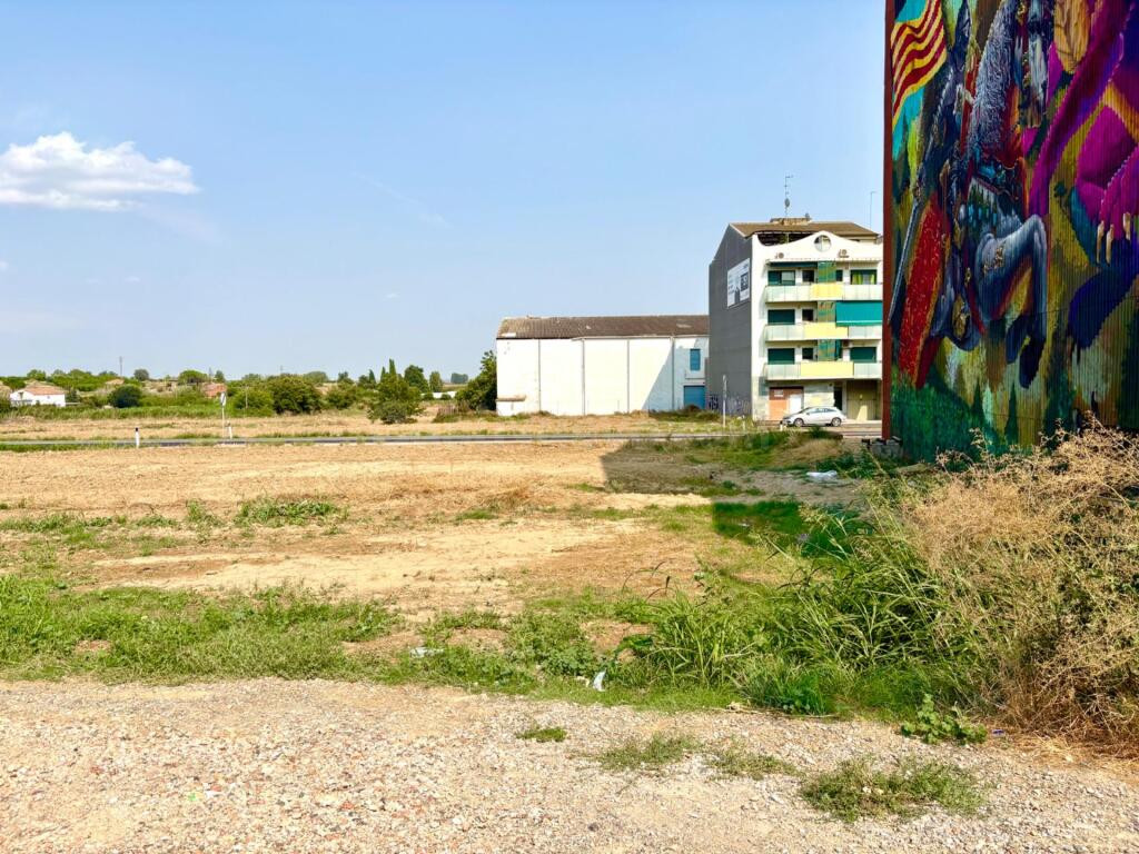 Fantástica parcela residencial en Torrefarrera - foto 3