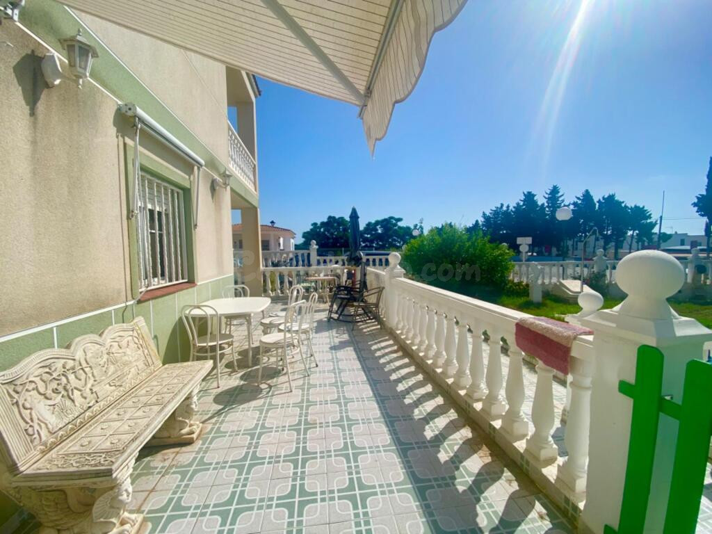 Fantástica casa para dos familas a 50m del mar - foto 4
