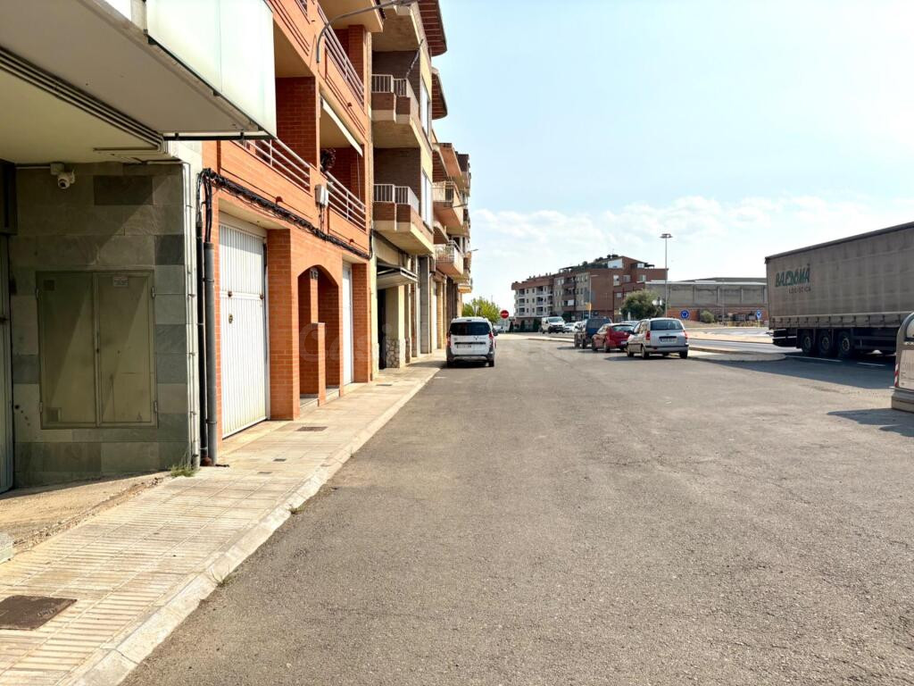 Estupenda parcela en la entrada de Torrefarrera - foto 5