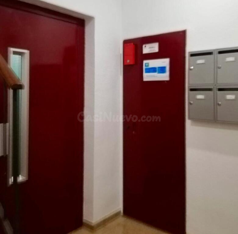 Piso de inversión con una rentabilidad del 5% - foto 3