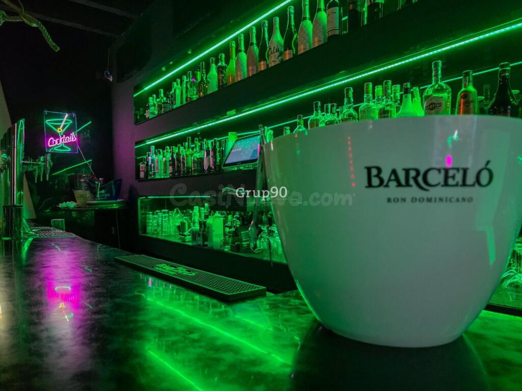 ? ¡OPORTUNIDAD DE TRASPASO EN LLEIDA! BAR MUSICAL CON POSIBI - foto 13