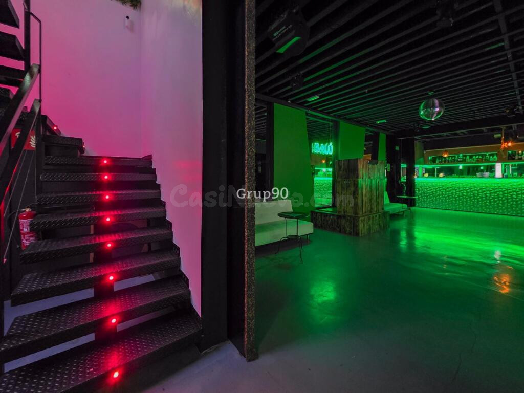 ? ¡OPORTUNIDAD DE TRASPASO EN LLEIDA! BAR MUSICAL CON POSIBI - foto 14