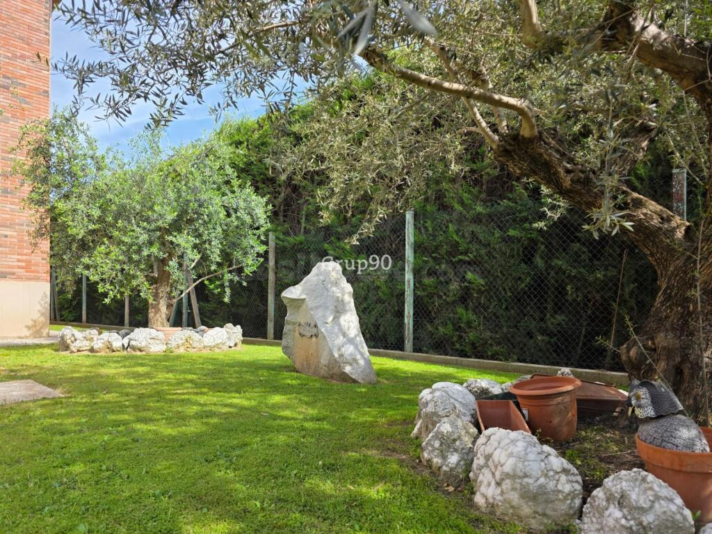 ? Chalet exclusivo en Lleida – Espacio, privacidad y ubicaci - foto 16
