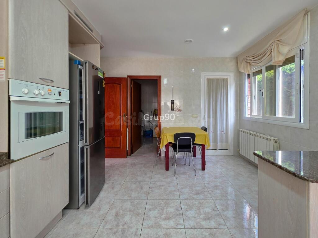 ? Chalet exclusivo en Lleida – Espacio, privacidad y ubicaci - foto 21