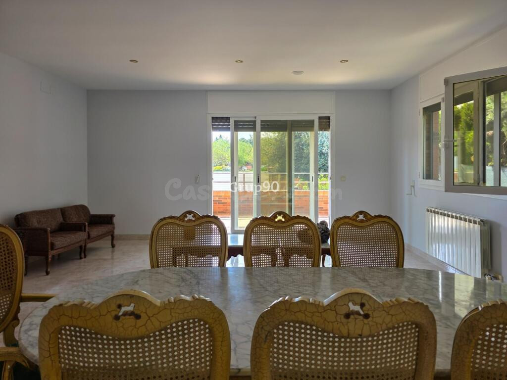 ? Chalet exclusivo en Lleida – Espacio, privacidad y ubicaci - foto 23