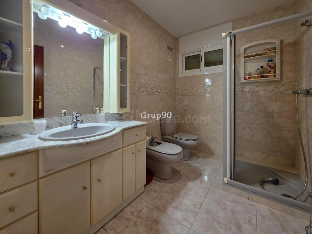 ? Chalet exclusivo en Lleida – Espacio, privacidad y ubicaci - foto 32