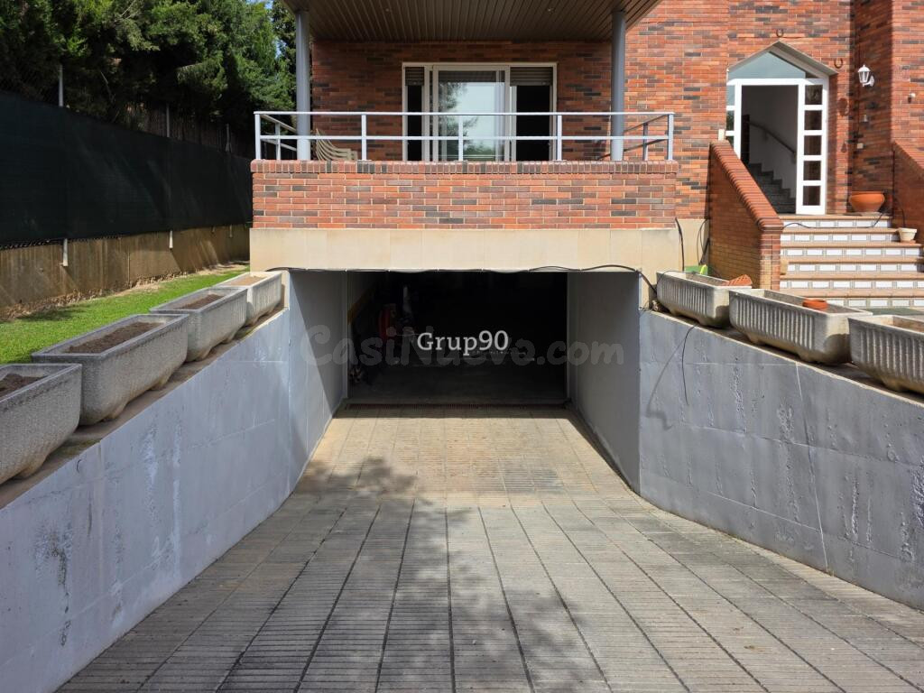 ? Chalet exclusivo en Lleida – Espacio, privacidad y ubicaci - foto 6