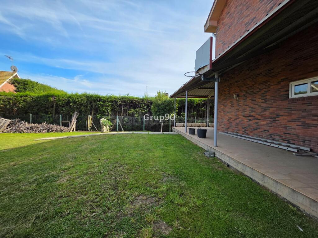 ? Chalet exclusivo en Lleida – Espacio, privacidad y ubicaci - foto 10