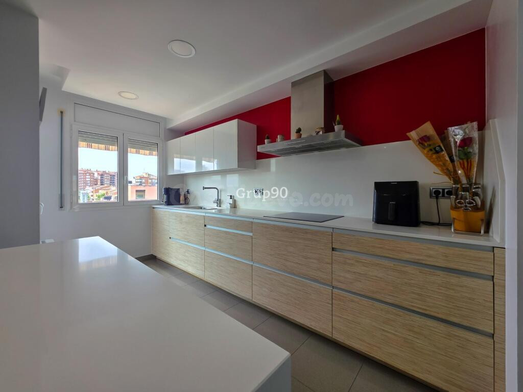 Espectacular Ático Dúplex de 130 m2 con Gran Terraza y Máxim - foto 15