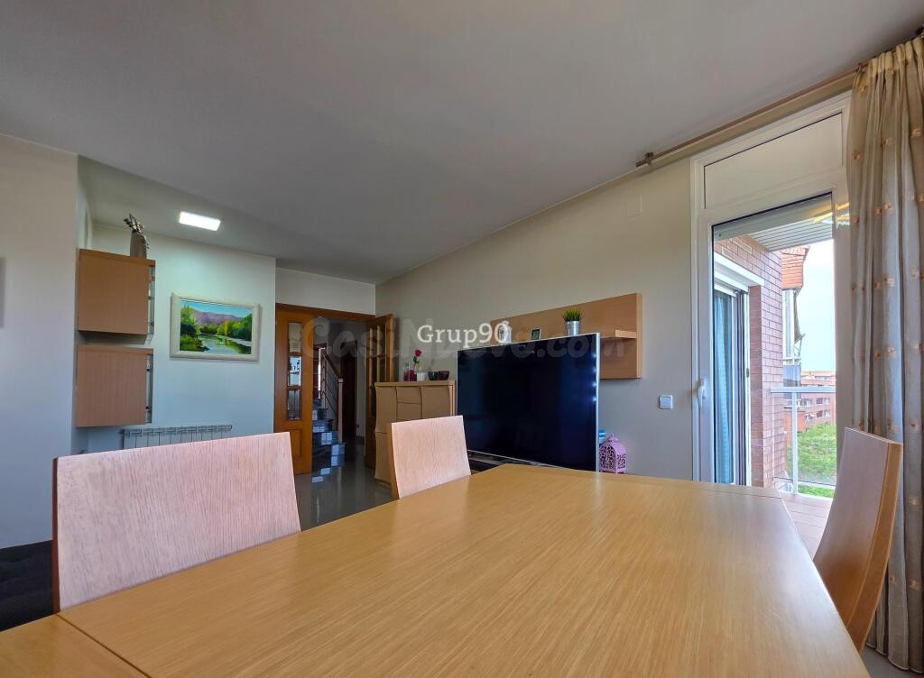 Espectacular Ático Dúplex de 130 m2 con Gran Terraza y Máxim - foto 22