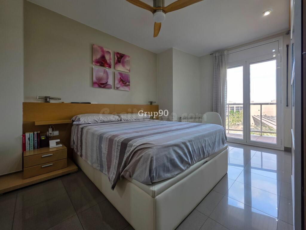 Espectacular Ático Dúplex de 130 m2 con Gran Terraza y Máxim - foto 35