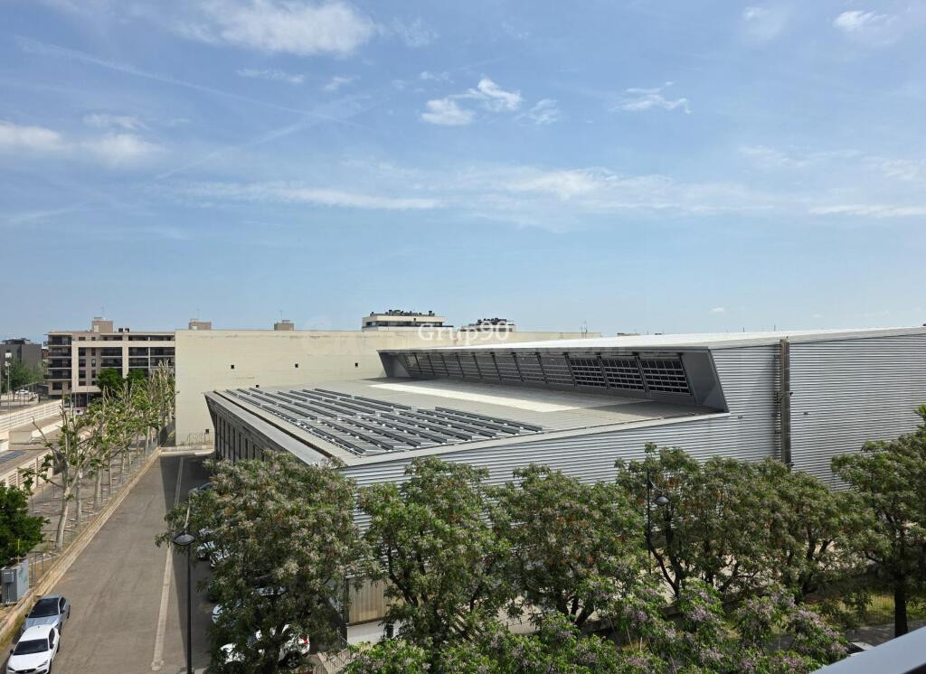 Espectacular Ático Dúplex de 130 m2 con Gran Terraza y Máxim - foto 38