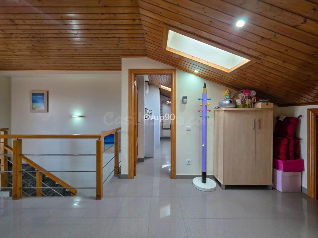 Espectacular Ático Dúplex de 130 m2 con Gran Terraza y Máxim - foto 47