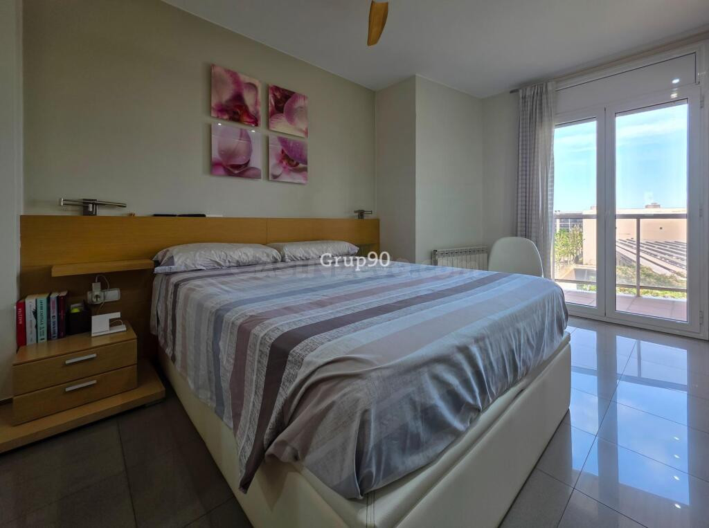 Espectacular Ático Dúplex de 130 m2 con Gran Terraza y Máxim - foto 6