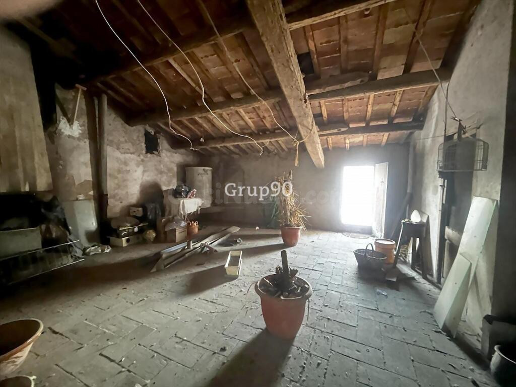Casa de pueblo única en Artesa de Lleida + local + almacén - foto 13