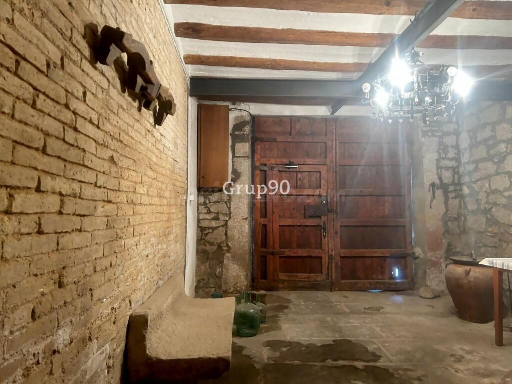 Casa de pueblo única en Artesa de Lleida + local + almacén - foto 14