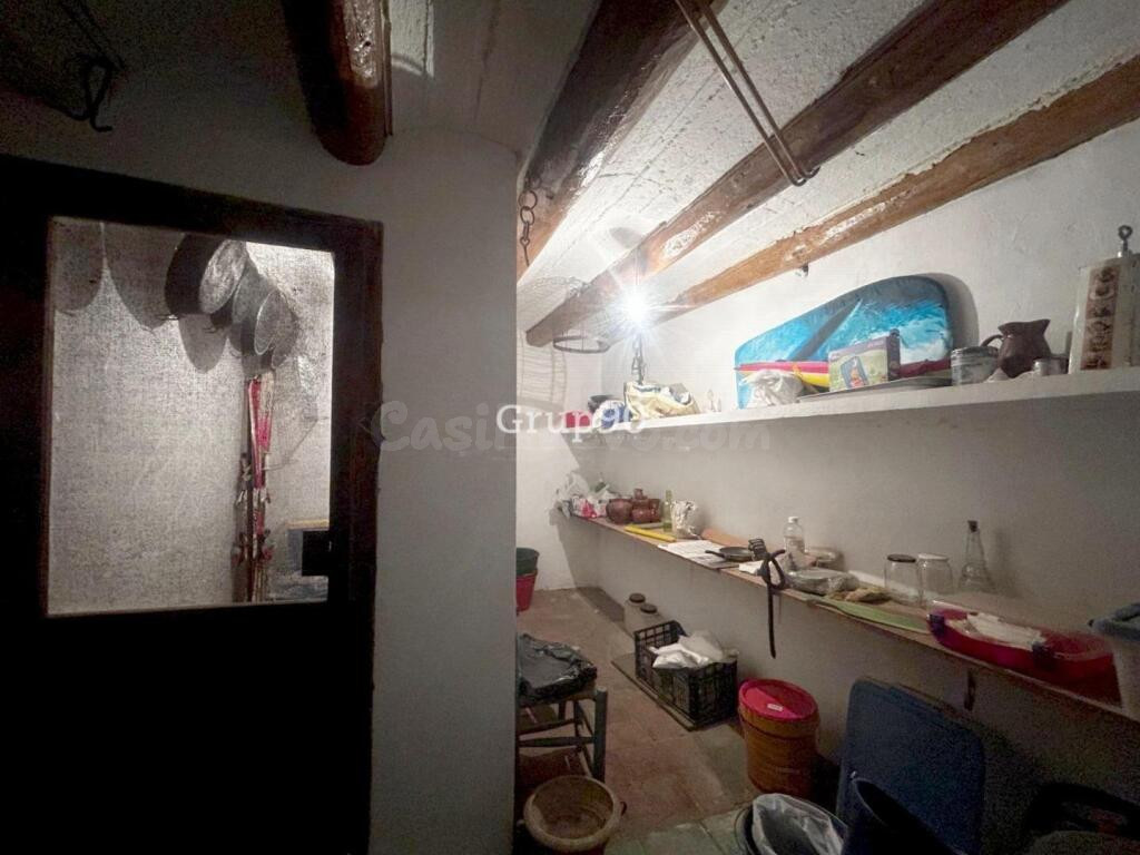 Casa de pueblo única en Artesa de Lleida + local + almacén - foto 36