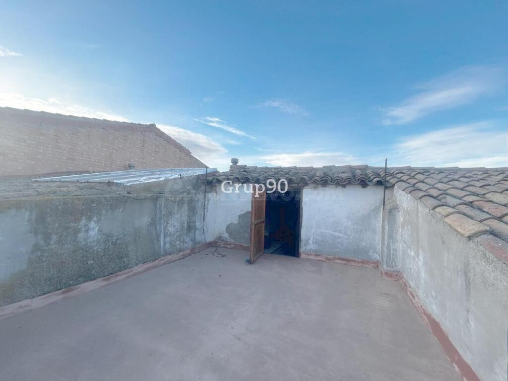Casa de pueblo única en Artesa de Lleida + local + almacén - foto 39
