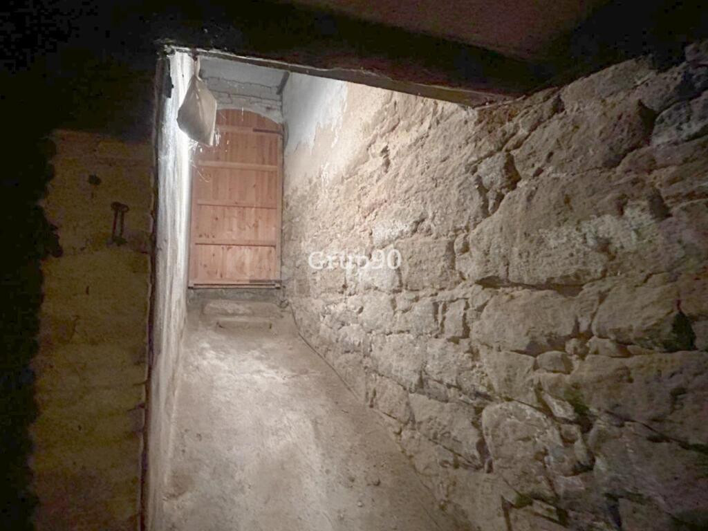 Casa de pueblo única en Artesa de Lleida + local + almacén - foto 48