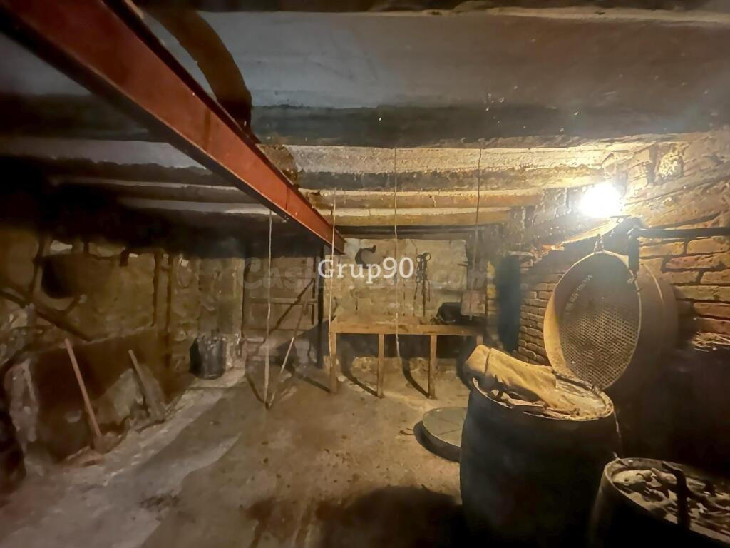 Casa de pueblo única en Artesa de Lleida + local + almacén - foto 51
