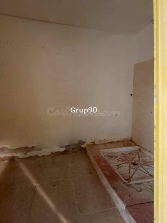 ¡Oportunidad Única en la Zona! Local Comercial de 79 m2 a Pi - foto 11