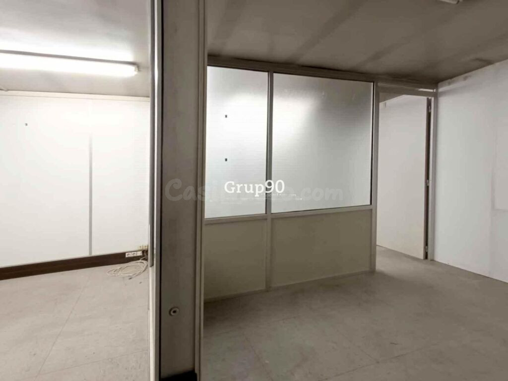¡Oportunidad Única en la Zona! Local Comercial de 79 m2 a Pi - foto 14