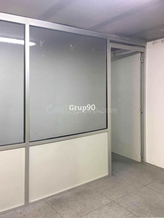 ¡Oportunidad Única en la Zona! Local Comercial de 79 m2 a Pi - foto 15