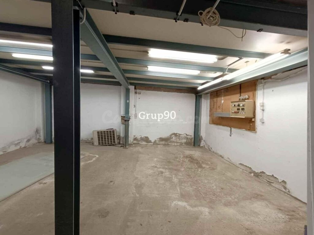 ¡Oportunidad Única en la Zona! Local Comercial de 79 m2 a Pi - foto 3