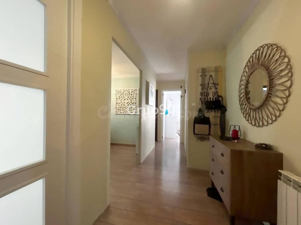 ¡VIVE EN EL CORAZÓN DE CAPPONT! Piso semireformado de 3 habi - foto 11