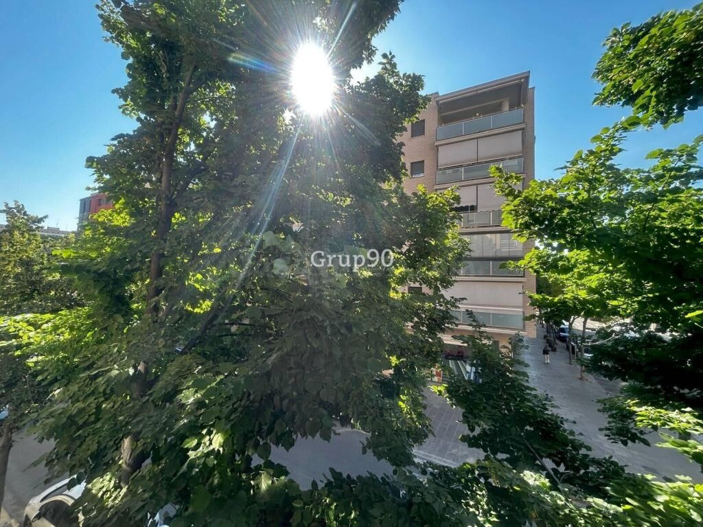 ¡VIVE EN EL CORAZÓN DE CAPPONT! Piso semireformado de 3 habi - foto 16