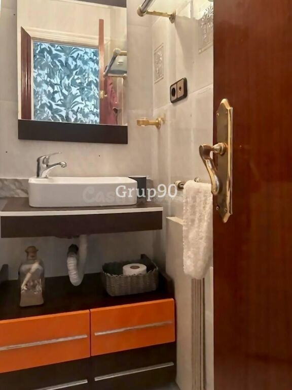 ¡VIVE EN EL CORAZÓN DE CAPPONT! Piso semireformado de 3 habi - foto 27