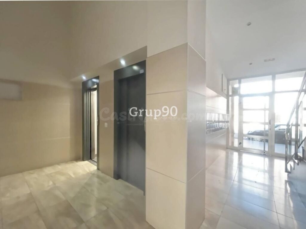 ¡VIVE EN EL CORAZÓN DE CAPPONT! Piso semireformado de 3 habi - foto 30