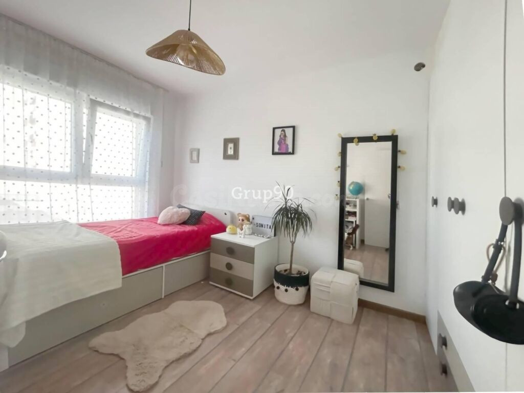 ¡VIVE EN EL CORAZÓN DE CAPPONT! Piso semireformado de 3 habi - foto 9