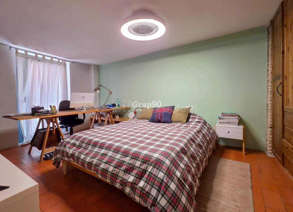 CASA CON DESPACHO PROFESIONAL EN EL CENTRO - foto 25