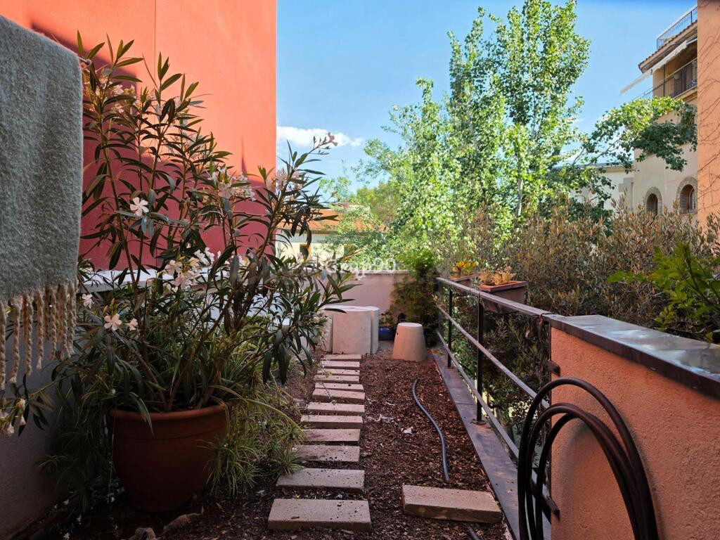 CASA CON DESPACHO PROFESIONAL EN EL CENTRO - foto 32