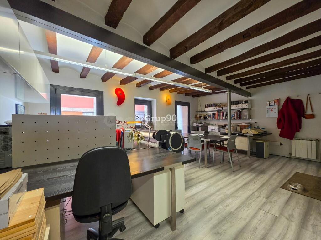 CASA CON DESPACHO PROFESIONAL EN EL CENTRO - foto 40