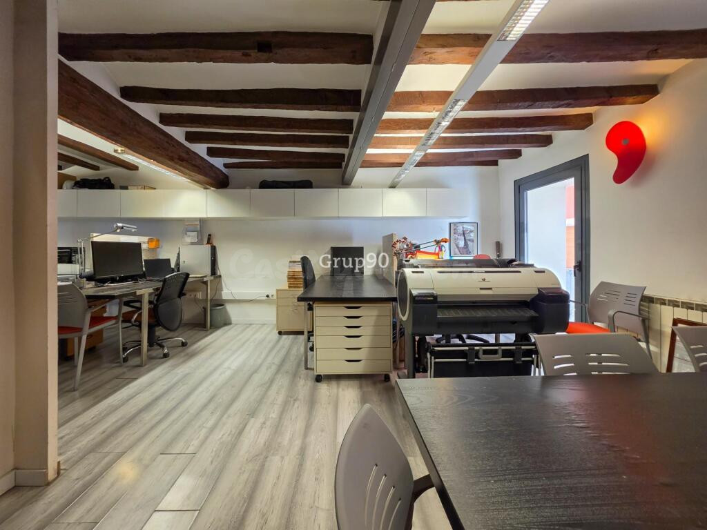 CASA CON DESPACHO PROFESIONAL EN EL CENTRO - foto 41